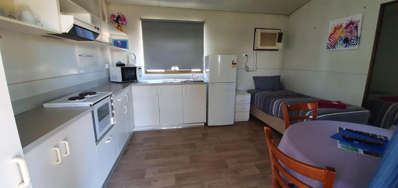 Pinjarra Caravan Park And Cabins Dış mekan fotoğraf