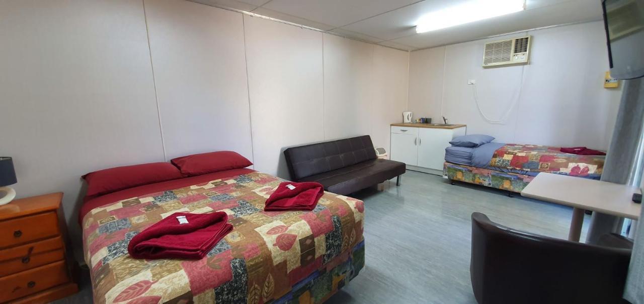 Pinjarra Caravan Park And Cabins Dış mekan fotoğraf